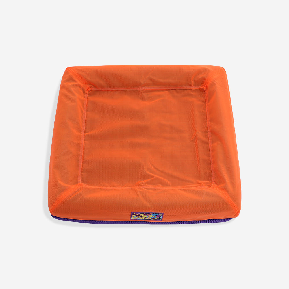 Zee.Dog Surf Bed Cover